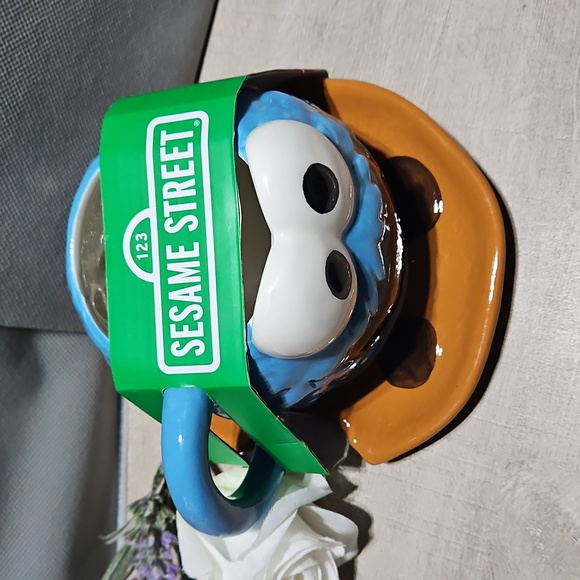 Sesame Street Blue Cookie Monster Ceramic Mug With Cookie Plate - Picture 4 of 8